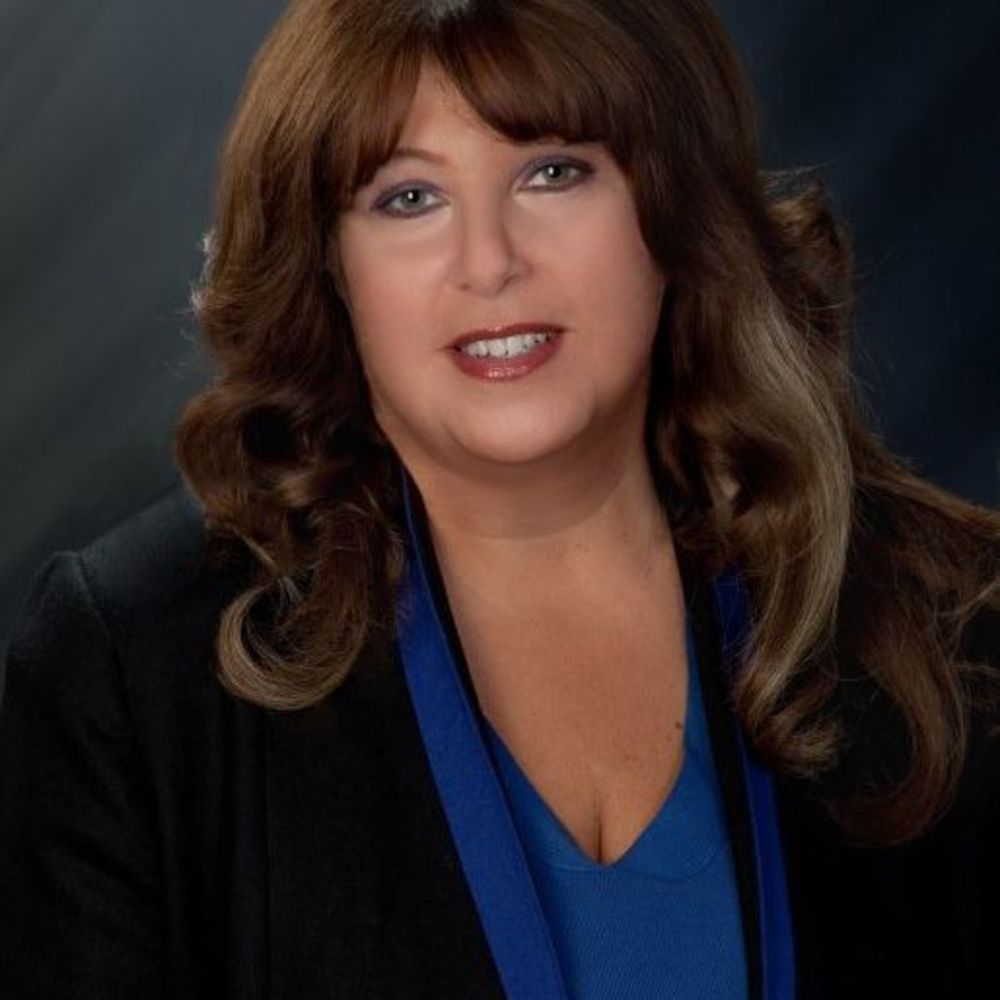 Meet your Posher, Denise
